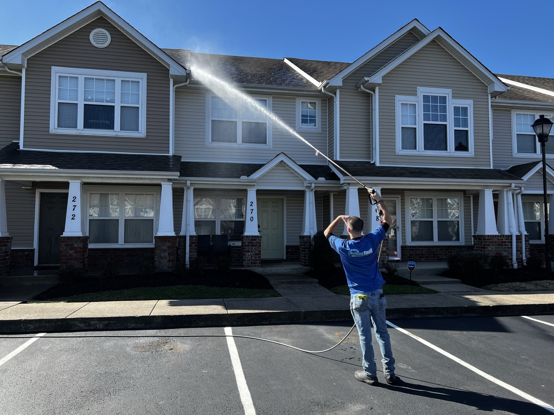 House Washing Services - Residential Pressure Washing | Window Genie
